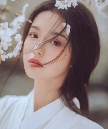 B047《不想了》作者：花卷